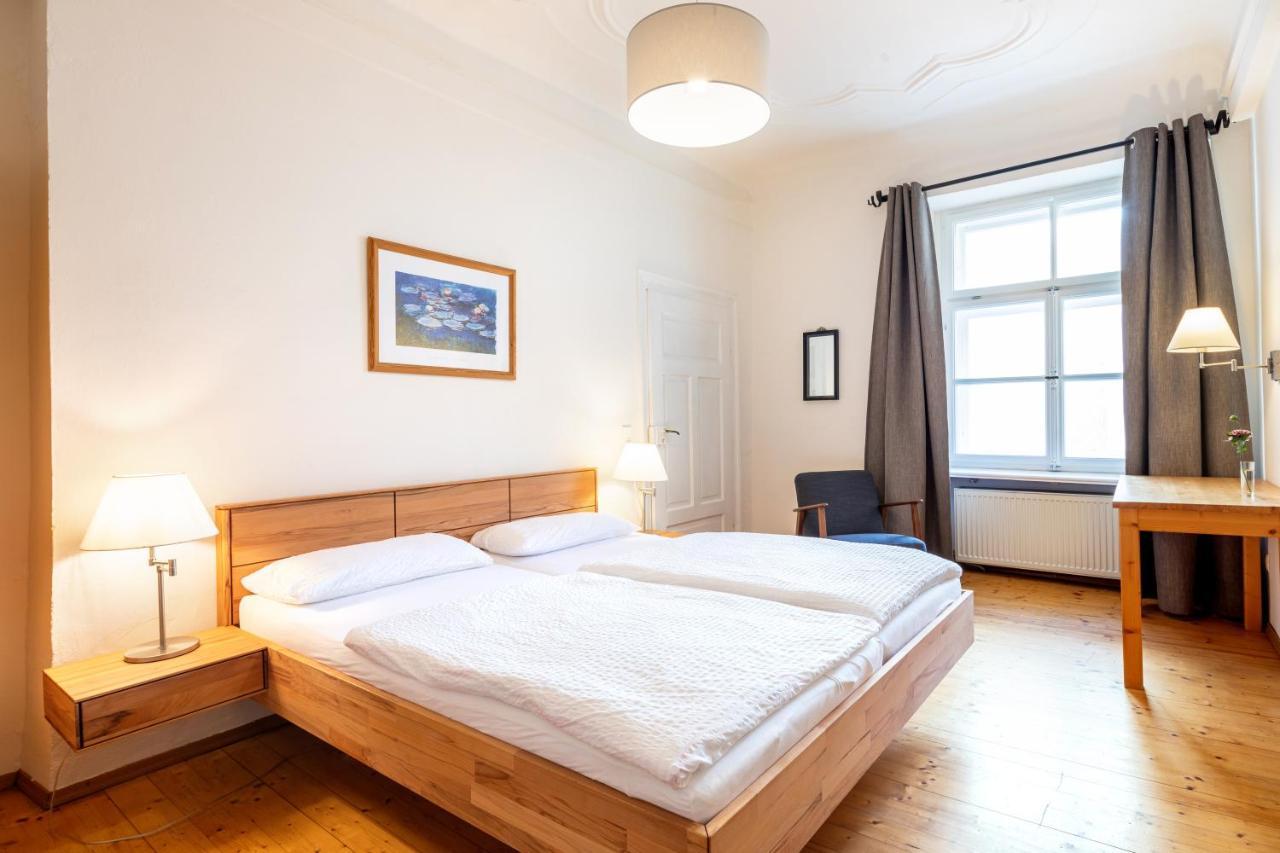 Vierbettzimmer mit privatem externen Bad